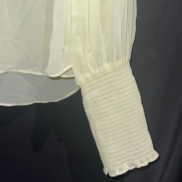 New Guess for Marciano Carolina V Neck Ruffle Top Yellow Button Blouse S - Picture 8 of 11